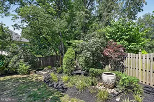 2207 Frank St, Vienna, VA 22182 - Photo 61