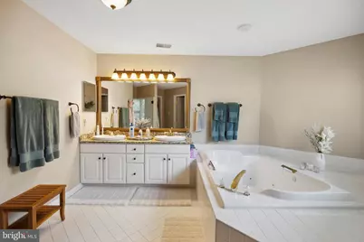 2207 Frank Street, Vienna, VA 22182 - Photo 31