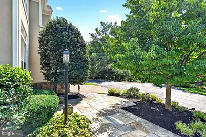 2207 Frank Street, Vienna, VA 22182 - Photo 3