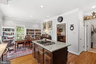 6656 Hampton Park Ct, McLean, VA 22101 - Photo 13
