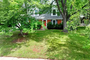 12806 Fantasia Dr, Herndon, VA 20170 - Photo 3