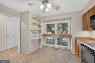 5619 Ridge View Dr, Alexandria, VA 22310 - Photo 5