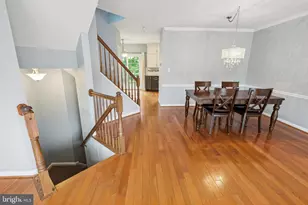 7035 Fieldhurst Ct, Alexandria, VA 22315 - Photo 5