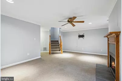 7035 Fieldhurst Court, Alexandria, VA 22315 - Photo 19