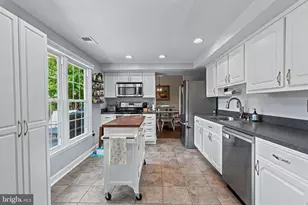 12728 Builders Rd, Herndon, VA 20170 - Photo 9