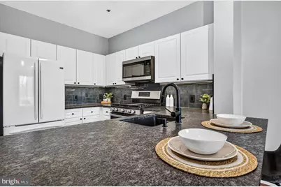 1625 International Drive #218, McLean, VA 22102 - Photo 3