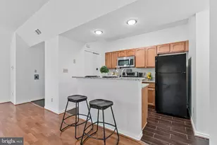 12165 Penderview Terrace, Fairfax, VA 22033 - Photo 9