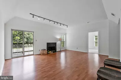 12165 Penderview Terrace #1028, Fairfax, VA 22033 - Photo 5