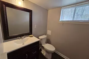7009 Lamp Post Ln, Alexandria, VA 22306 - Photo 11