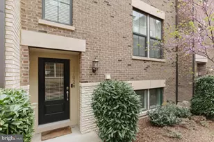3702 Ambrose Hills Rd, Falls Church, VA 22041 - Photo 3