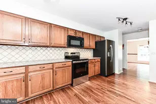 9109 Northedge Dr, Springfield, VA 22153 - Photo 17