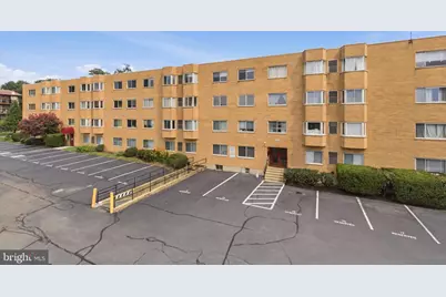 200 Locust Street SE #405, Vienna, VA 22180 - Photo 25