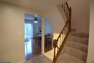 6560 Lochleigh Ct, Alexandria, VA 22315 - Photo 11