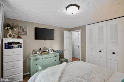 8460 Rippled Creek Court, Springfield, VA 22153 - Photo 21