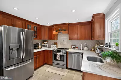8460 Rippled Creek Court, Springfield, VA 22153 - Photo 15
