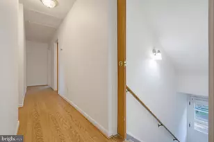 8715 Cherry Dr, Fairfax, VA 22031 - Photo 35