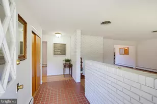 8715 Cherry Dr, Fairfax, VA 22031 - Photo 5