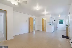 8715 Cherry Dr, Fairfax, VA 22031 - Photo 45