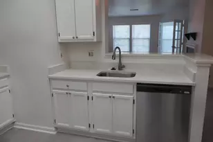 7513 Ashby Ln, Alexandria, VA 22315 - Photo 9