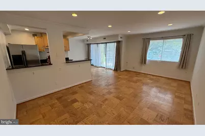 2911 Charing Cross Road #6, Falls Church, VA 22042 - Photo 7