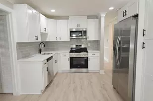 416 Virginia Ave, Herndon, VA 20170 - Photo 3