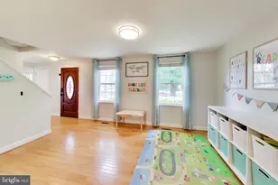 5932 Peregrine Dr, Burke, VA 22015 - Photo 7