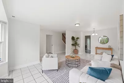 4104 Pleasant Meadow Court #117B, Chantilly, VA 20151 - Photo 5