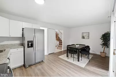 4104 Pleasant Meadow Court #117B, Chantilly, VA 20151 - Photo 11