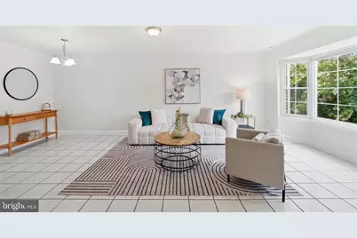 4104 Pleasant Meadow Court #117B, Chantilly, VA 20151 - Photo 3