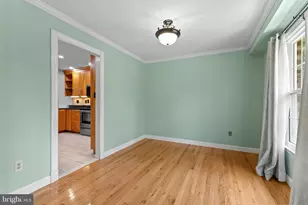 9619 Hillock Ct, Burke, VA 22015 - Photo 5