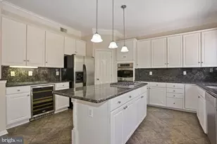 4002 Rosemeade Dr, Fairfax, VA 22033 - Photo 17