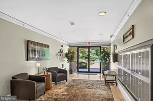3031 Borge St, Oakton, VA 22124 - Photo 3