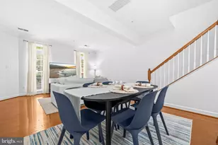 5639 Harrington Falls Ln, Alexandria, VA 22312 - Photo 9