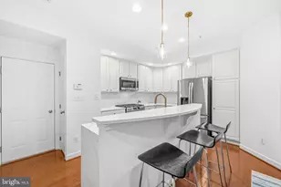 5639 Harrington Falls Ln, Alexandria, VA 22312 - Photo 11