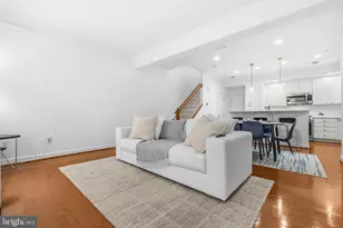 5639 Harrington Falls Ln, Alexandria, VA 22312 - Photo 5