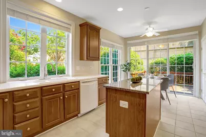 6276 Kingfisher Lane, Alexandria, VA 22312 - Photo 17