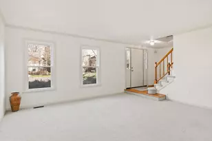 7004 Dreams Way Ct, Alexandria, VA 22315 - Photo 5