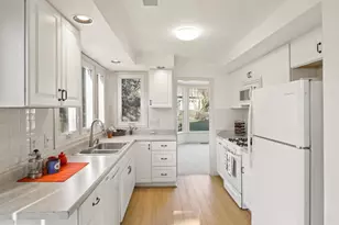 7004 Dreams Way Ct, Alexandria, VA 22315 - Photo 11