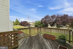 8354 Hunter Murphy Cir, Alexandria, VA 22309 - Photo 9