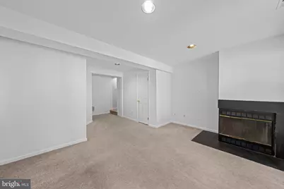 6528 Skylemar Trail, Centreville, VA 20121 - Photo 23