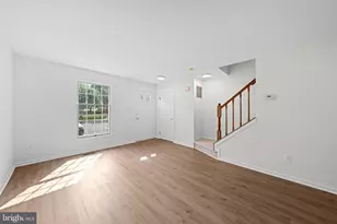 6528 Skylemar Trail, Centreville, VA 20121 - Photo 9