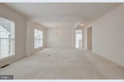 11909 Saint Johnsbury Court, Reston, VA 20191 - Photo 9