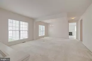 11909 St Johnsbury Ct, Reston, VA 20191 - Photo 7
