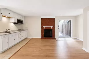 13824 Bridlington Ct, Centreville, VA 20120 - Photo 21