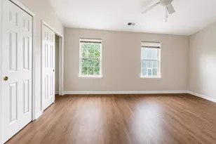 13824 Bridlington Ct, Centreville, VA 20120 - Photo 15