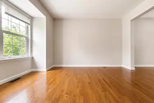 13824 Bridlington Ct, Centreville, VA 20120 - Photo 5