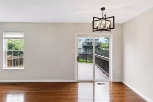 13824 Bridlington Ct, Centreville, VA 20120 - Photo 7