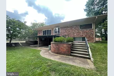 3909 Pineland Street, Fairfax, VA 22031 - Photo 9
