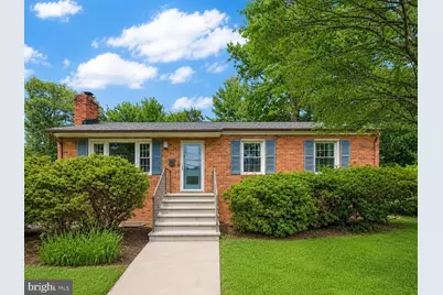 600 John Marshall Drive NW, Vienna, VA 22180 - Photo 1