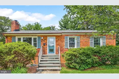 600 John Marshall Drive NW, Vienna, VA 22180 - Photo 3